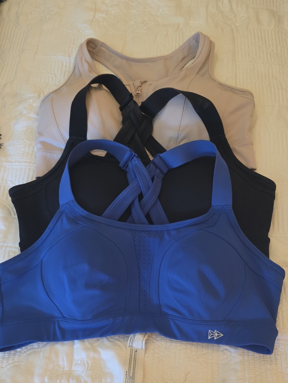 YVETTE High-Impact Crisscross Sports Bra - Blue, Black, Cream